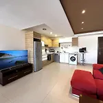 Mesa Luxe
